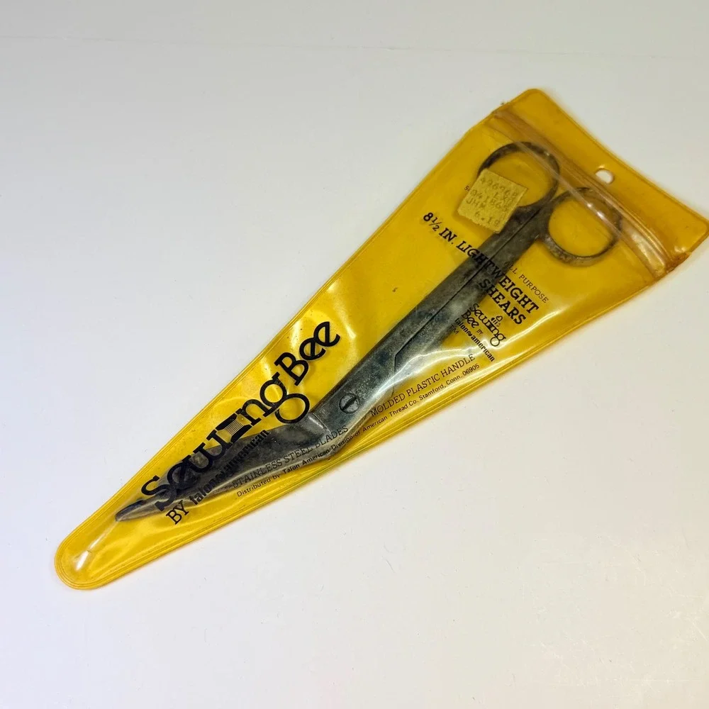 Vintage Sewing Bee Talon American 8.5 Inch Lightweight Shears Scissors Pouch